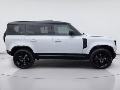 2022 Land Rover Defender X-Dynamic HSE