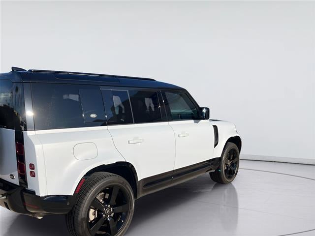 2022 Land Rover Defender X-Dynamic HSE