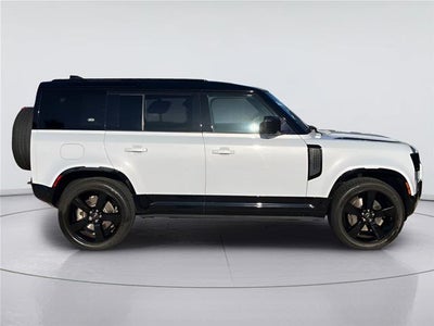 2022 Land Rover Defender X-Dynamic HSE