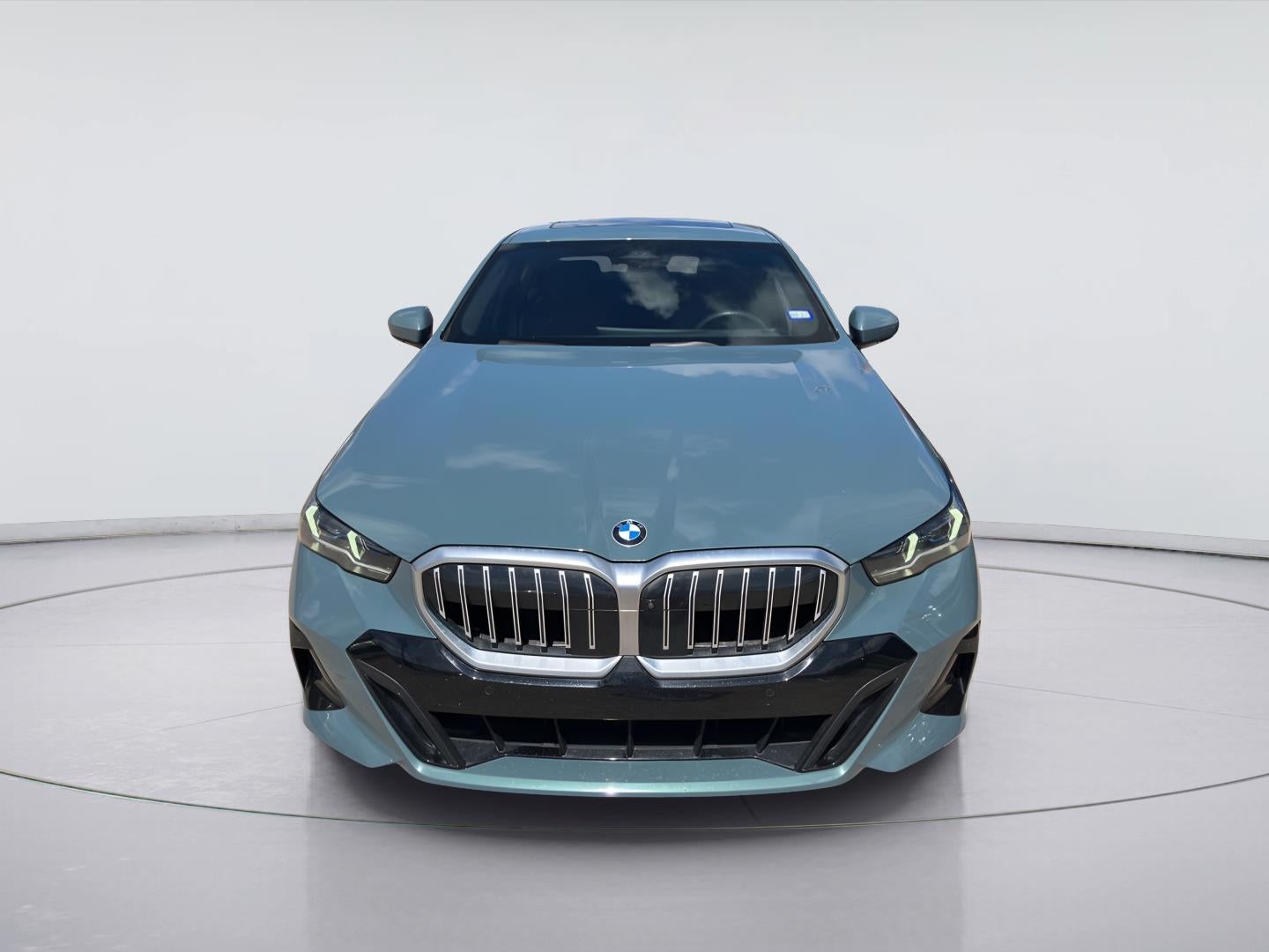 2024 BMW 5 Series 530i