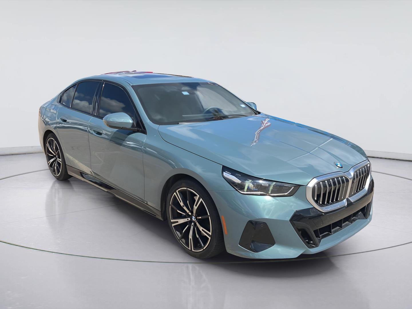 2024 BMW 5 Series 530i