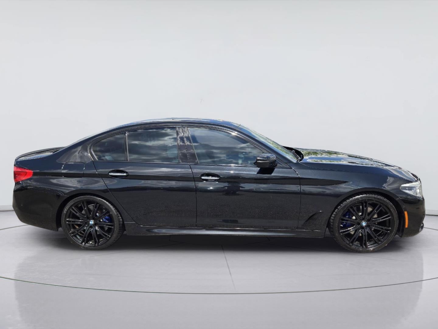 2017 BMW 5 Series 540i
