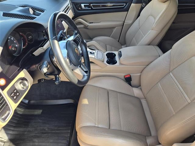 2021 Porsche Cayenne Base