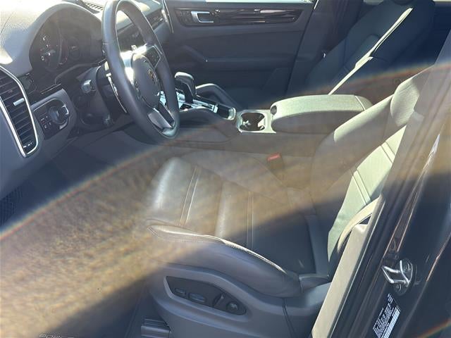 2022 Porsche Cayenne Platinum Edition