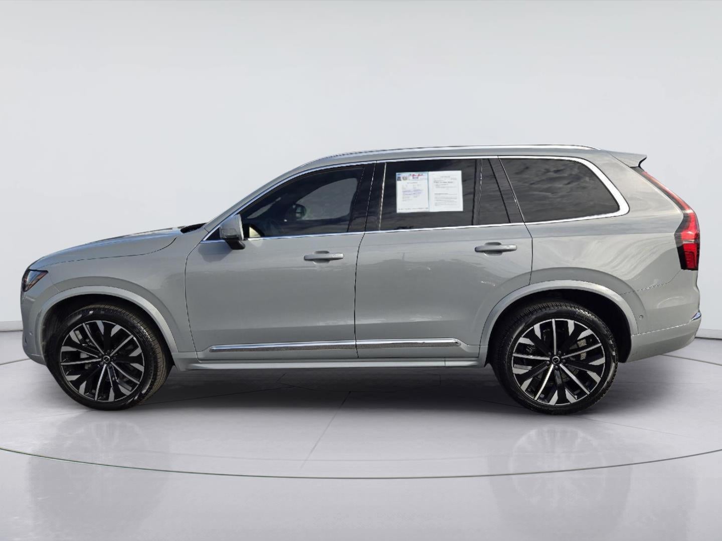2025 Volvo XC90 Plus