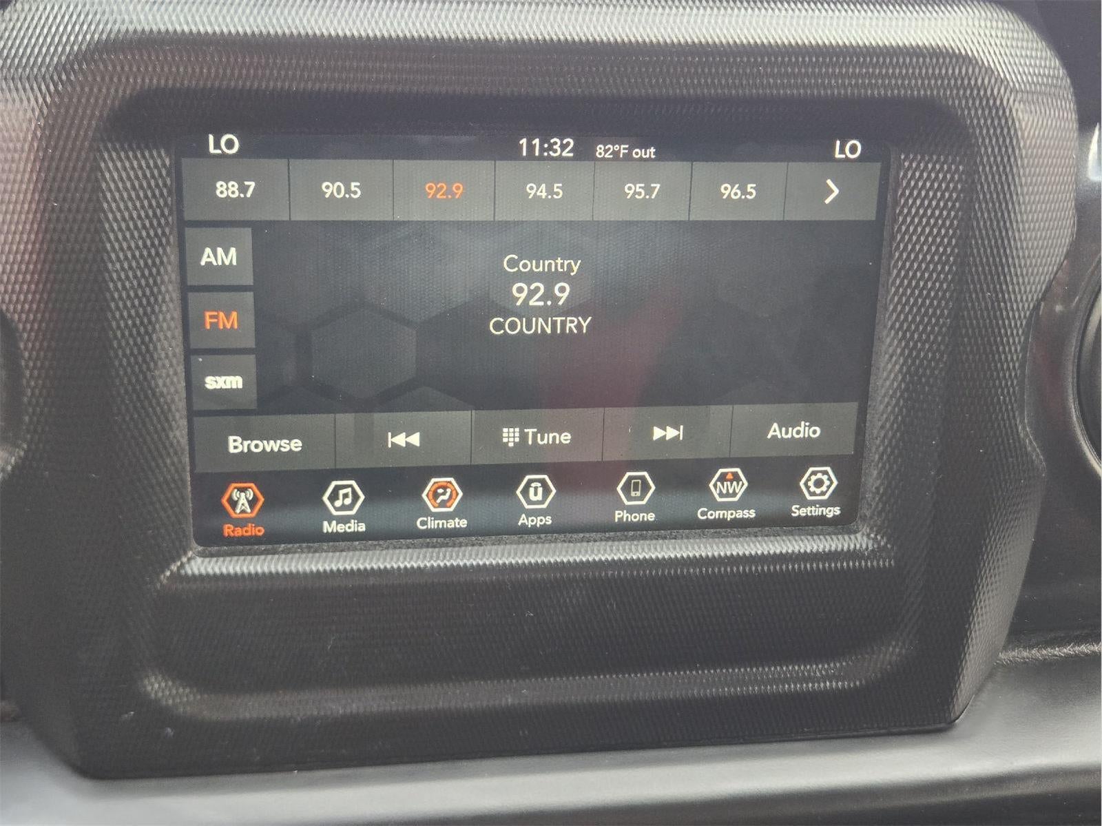 2023 Jeep Wrangler Sport Altitude