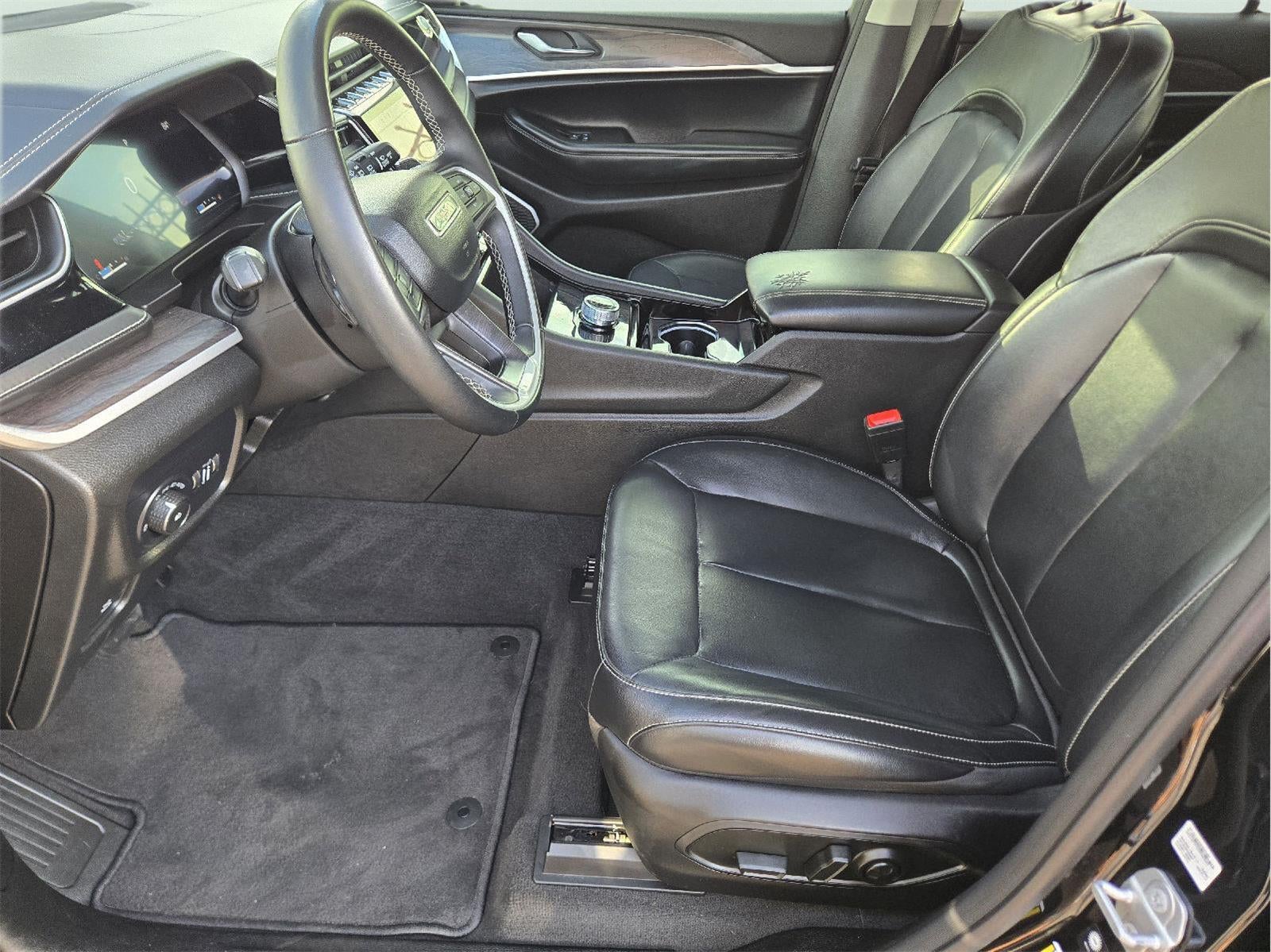 2022 Jeep GRAND CHEROKEE LIMI