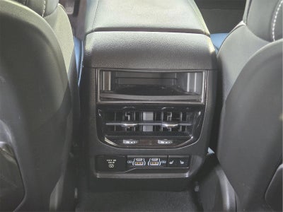 2022 Jeep GRAND CHEROKEE LIMI