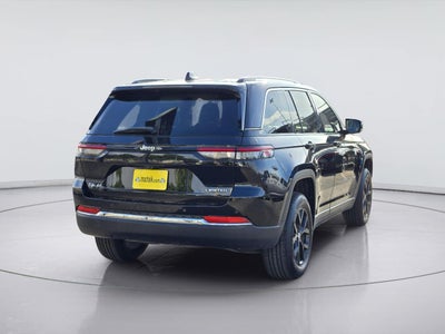 2022 Jeep GRAND CHEROKEE LIMI