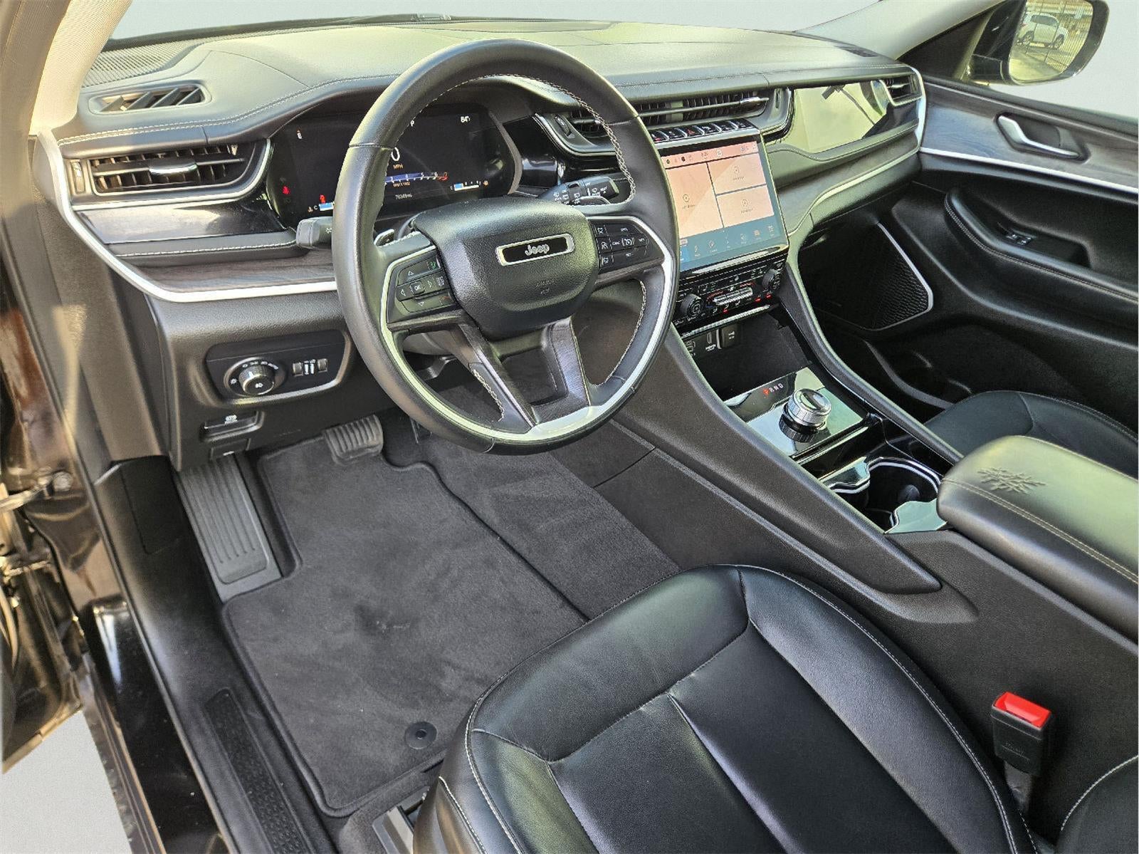 2022 Jeep GRAND CHEROKEE LIMI