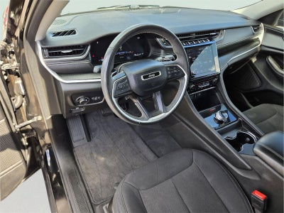 2024 Jeep Grand Cherokee L Laredo