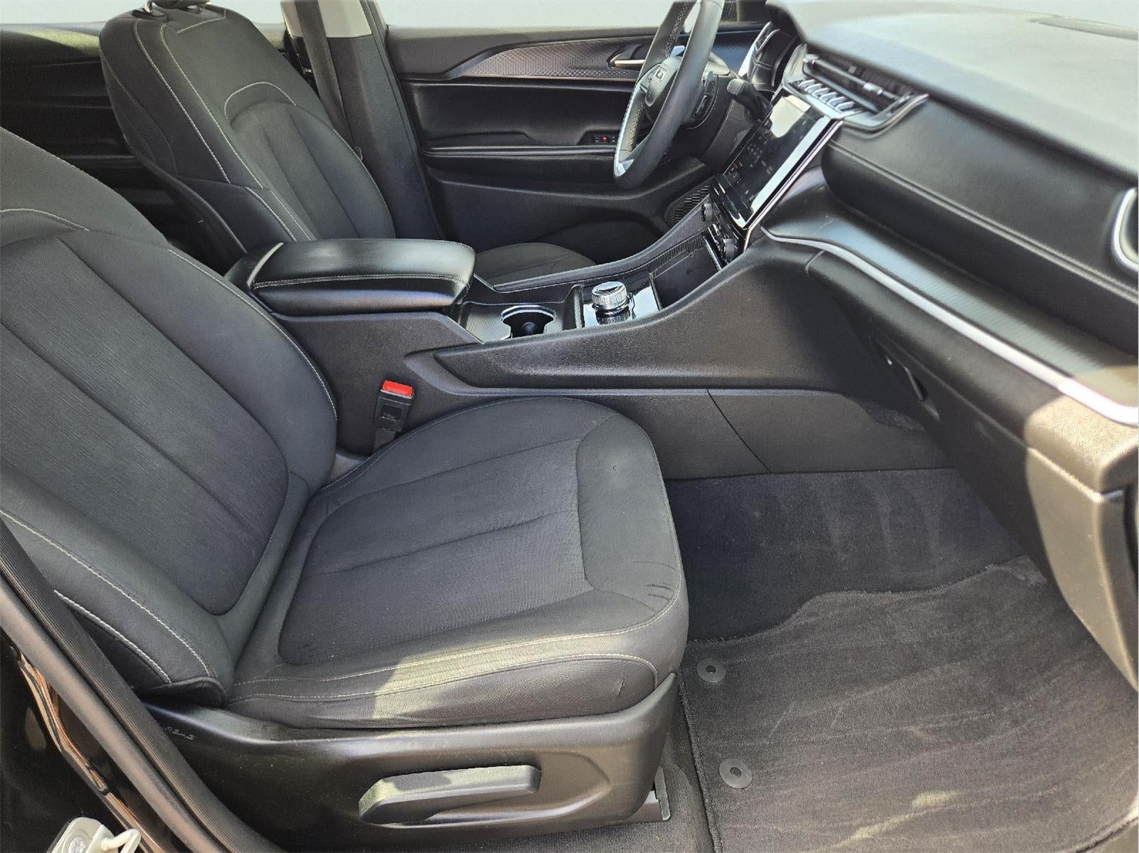 2024 Jeep Grand Cherokee L Laredo
