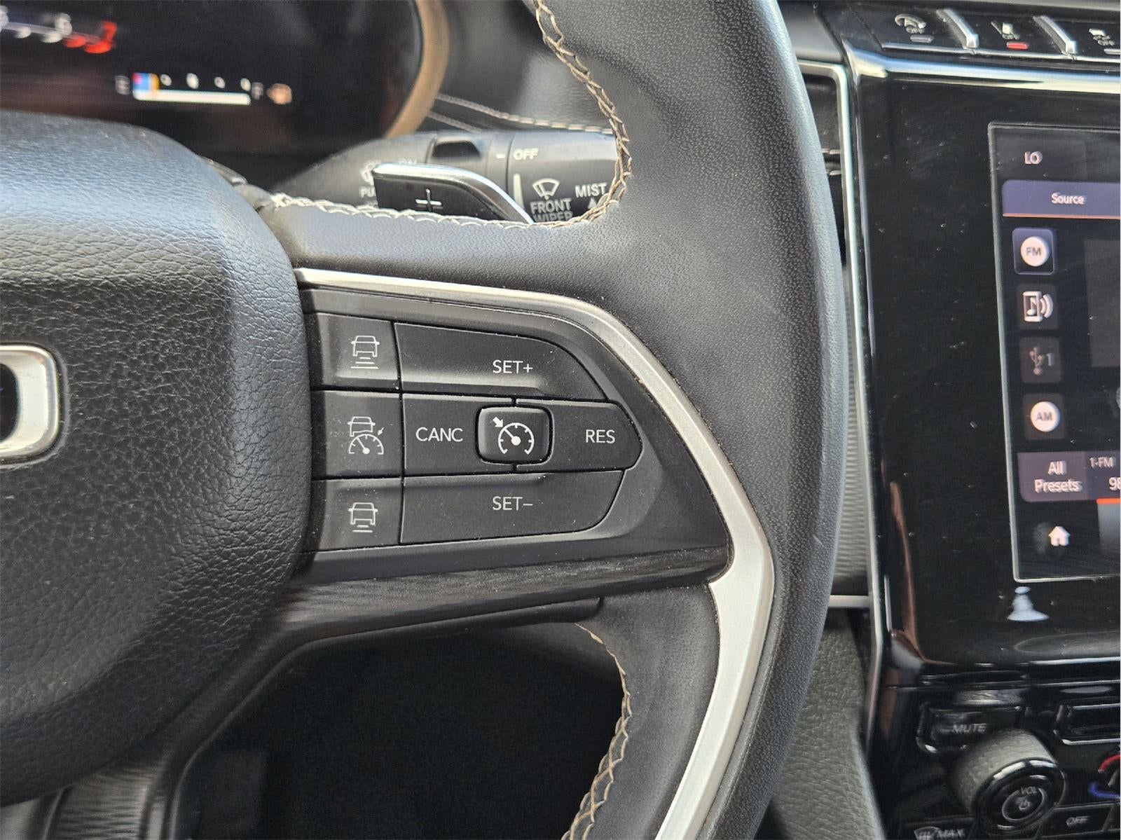 2024 Jeep Grand Cherokee L Laredo