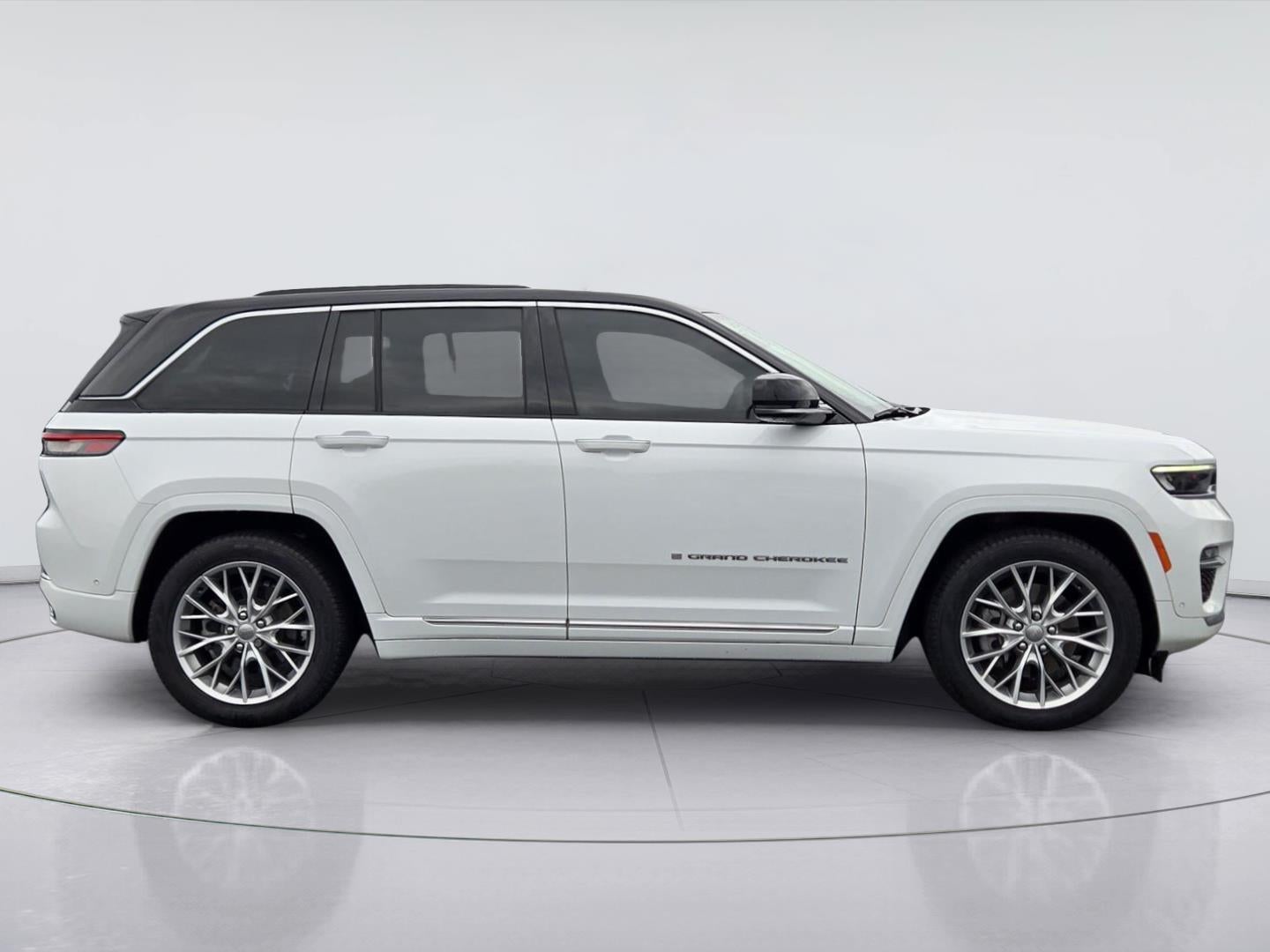 2022 Jeep Grand Cherokee 4Xe Summit