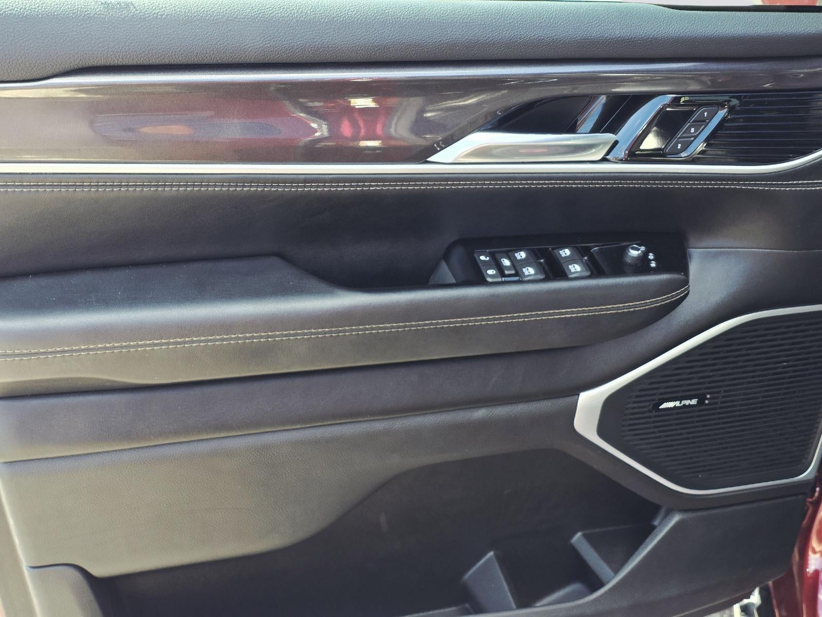 2023 Jeep Wagoneer BASE