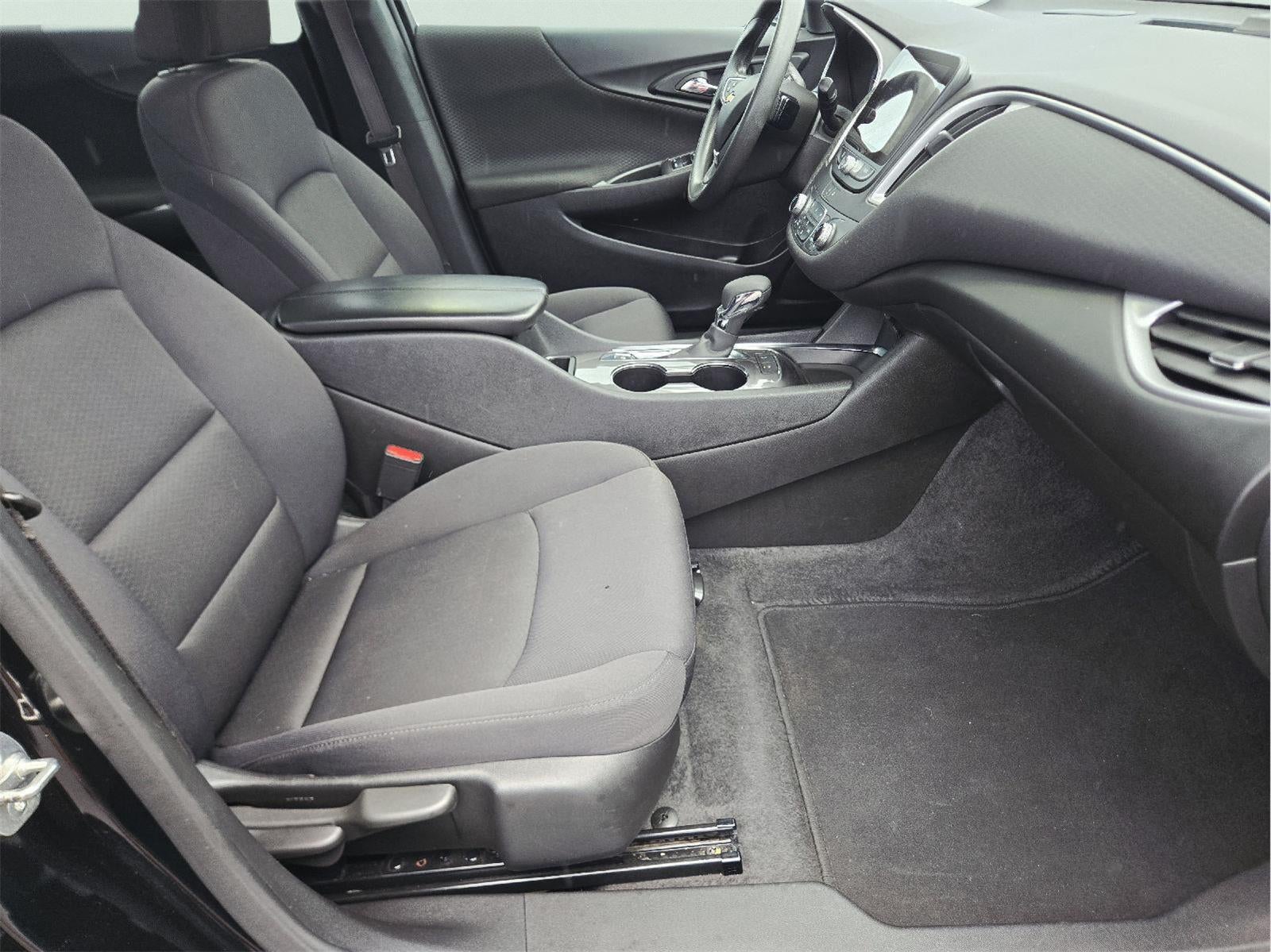 2025 Chevrolet Malibu LT