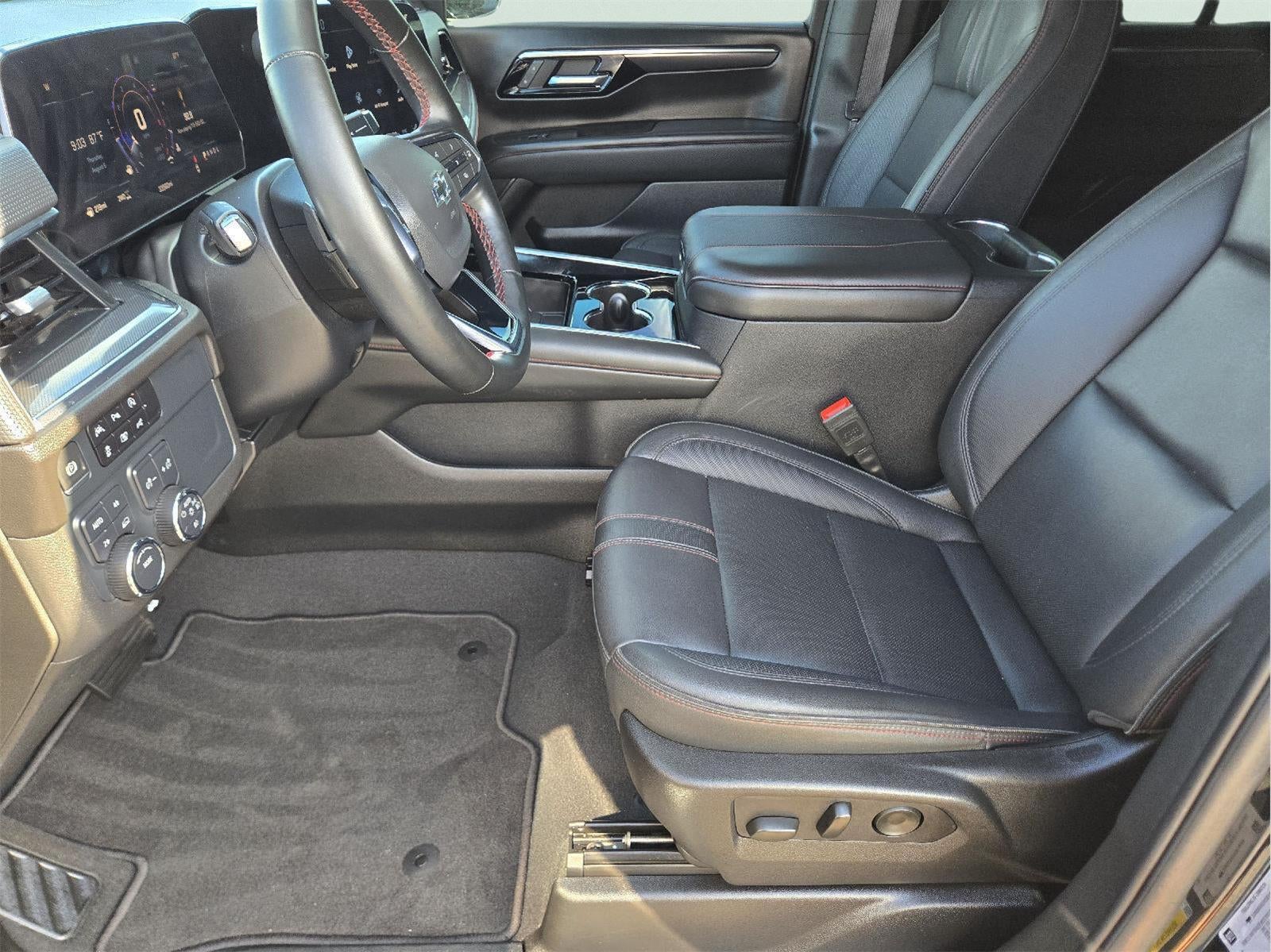 2025 Chevrolet Tahoe RST