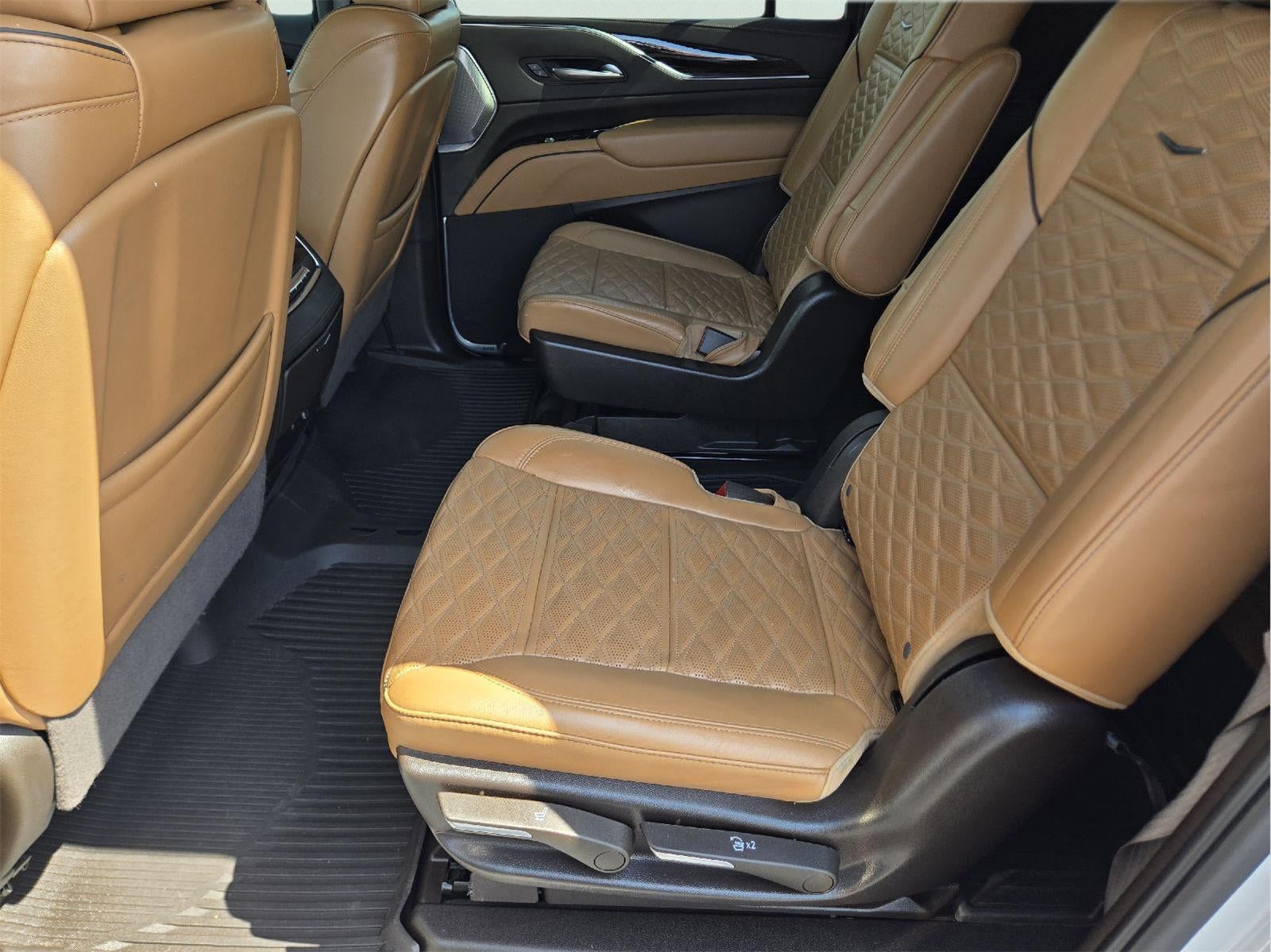 2023 Cadillac Escalade Esv 4WD Sport