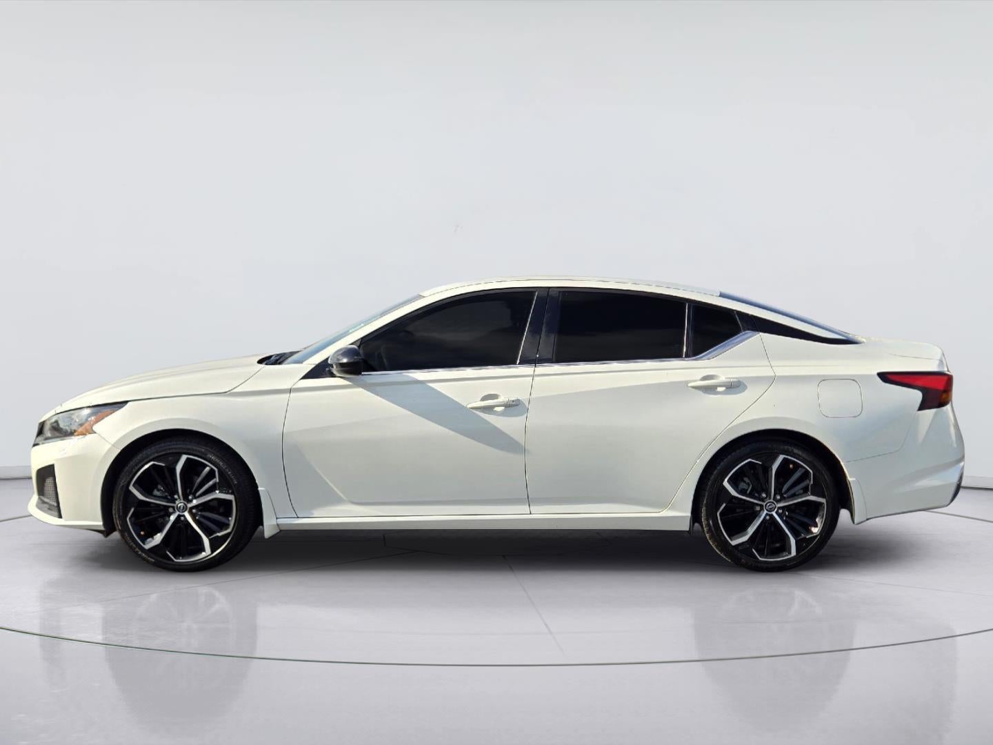 2024 Nissan Altima SR