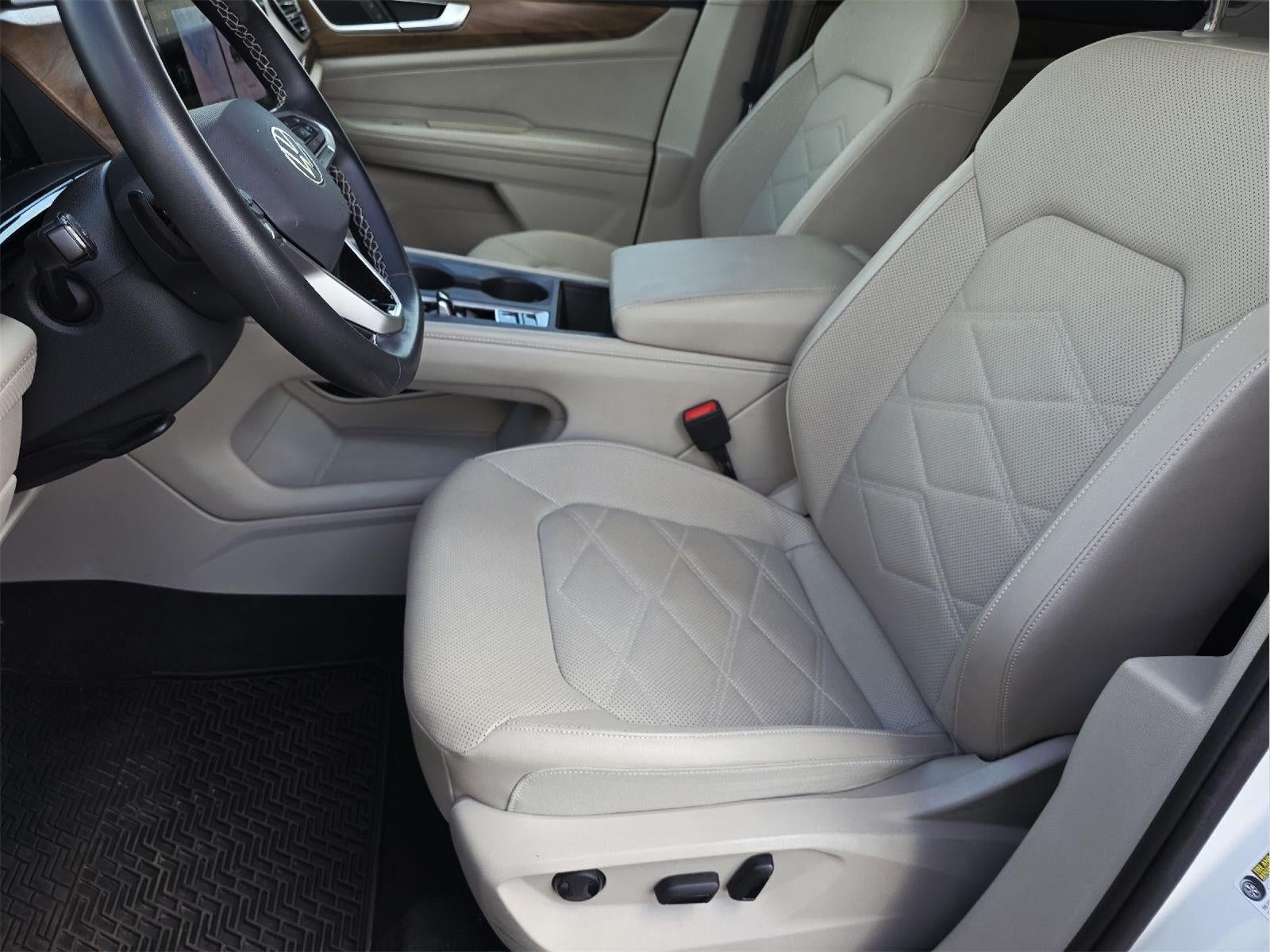 2024 Volkswagen Atlas 2.0T SE