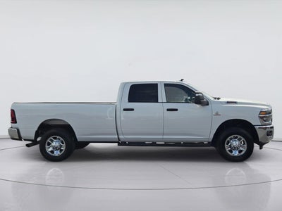 2025 RAM 3500 TRADESMAN