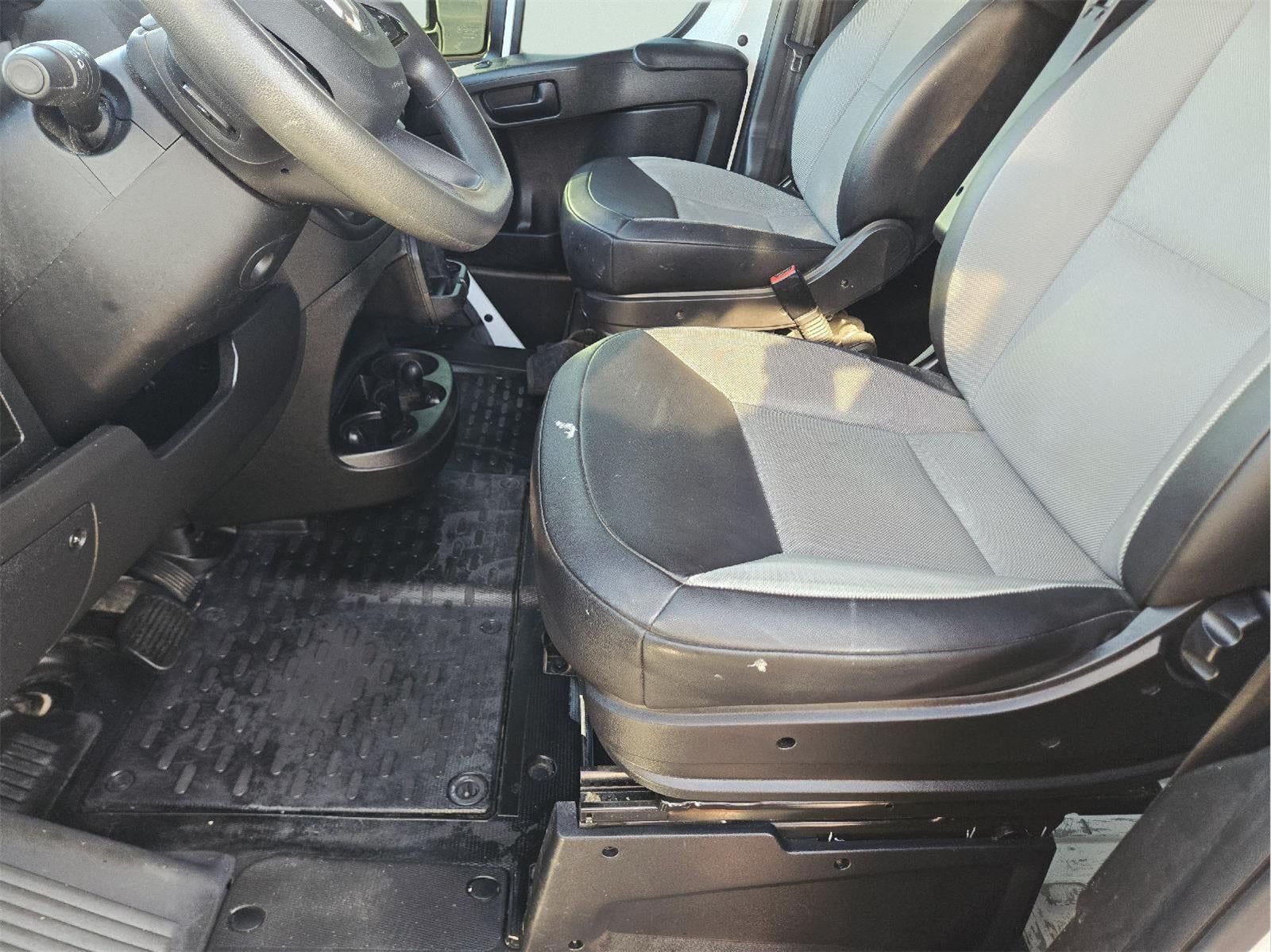 2025 RAM ProMaster Cargo Van Tradesman