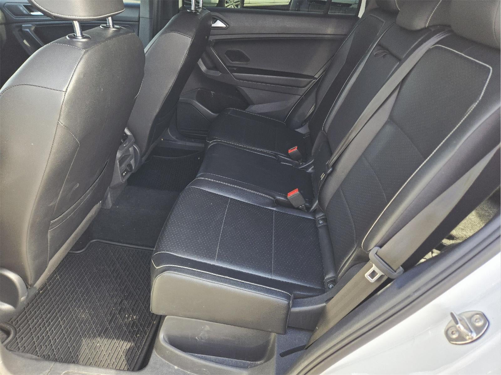 2021 Volkswagen Tiguan SE R-Line Black