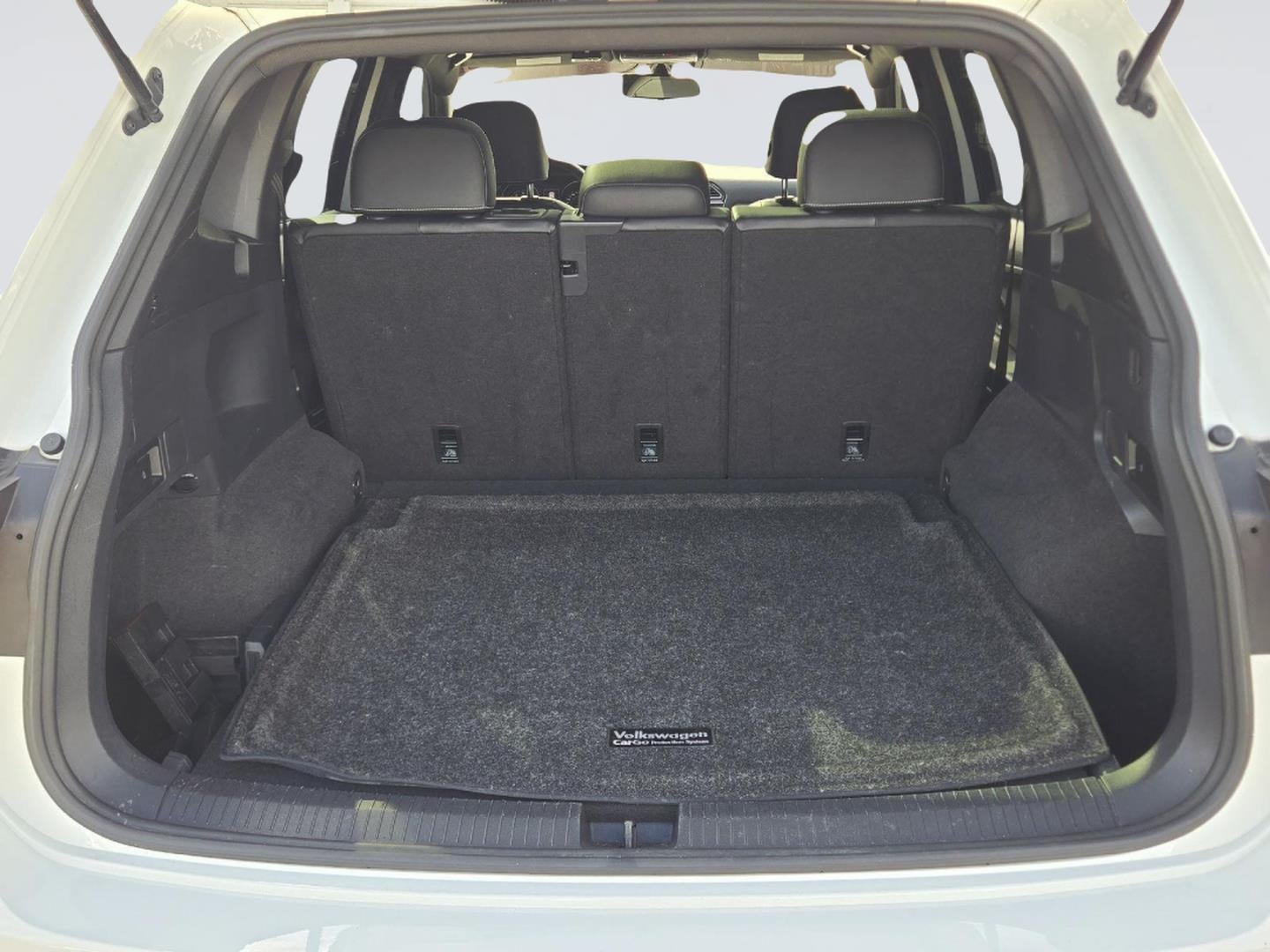 2021 Volkswagen Tiguan SE R-Line Black