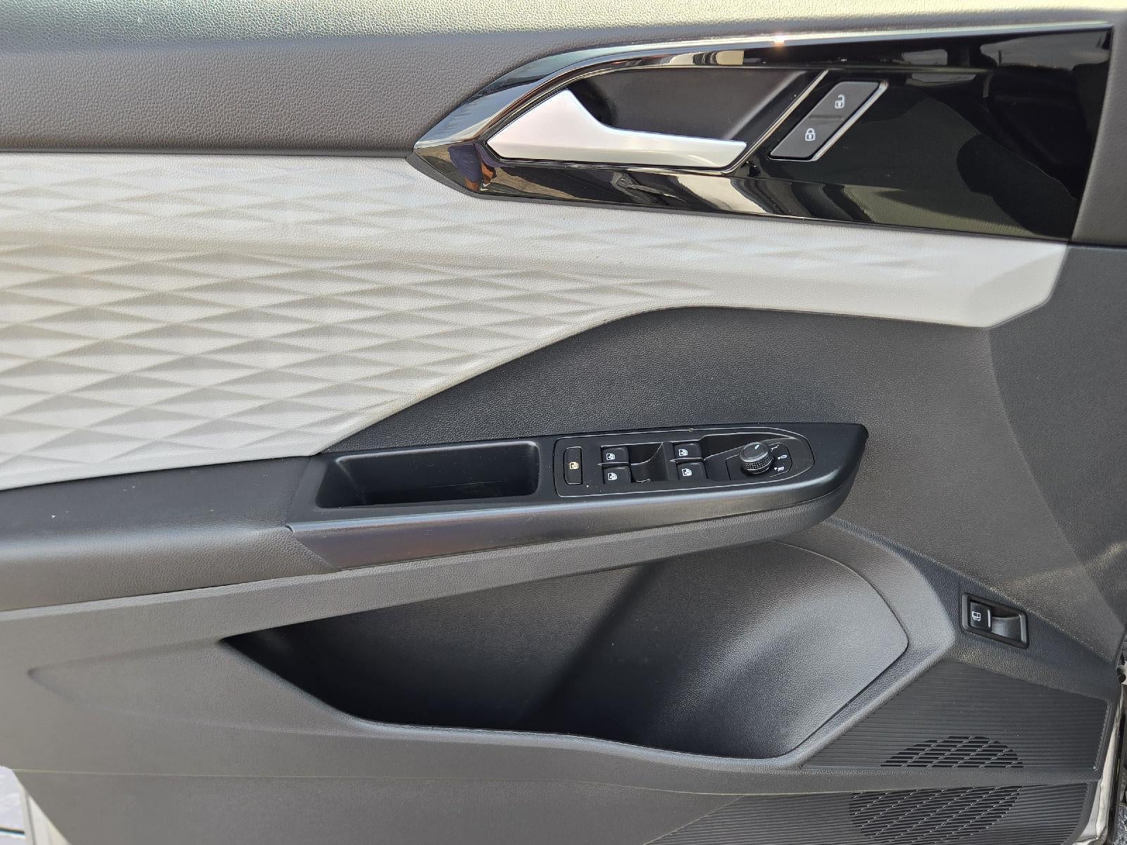 2023 Volkswagen Taos S