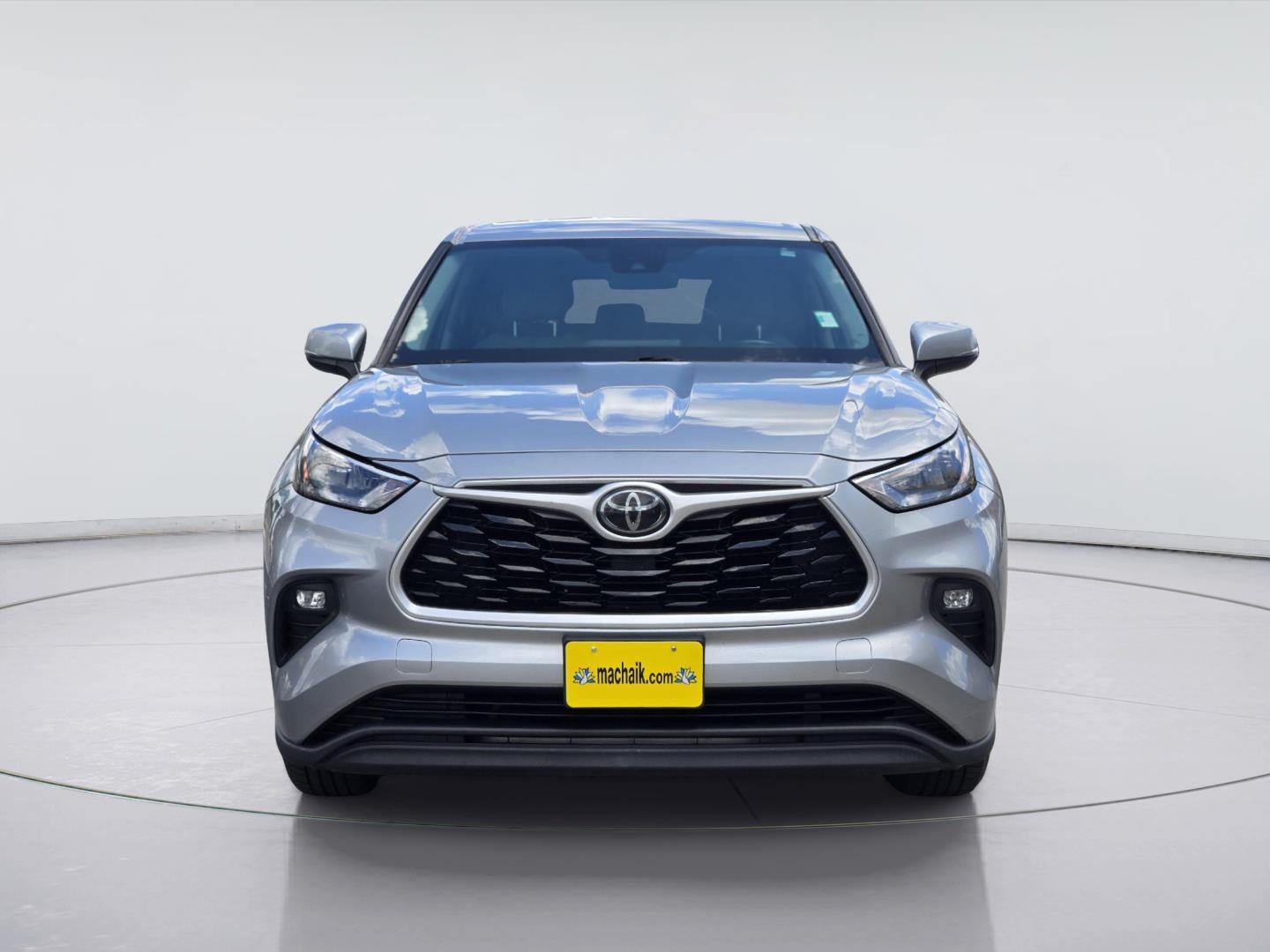 2020 Toyota Highlander LE