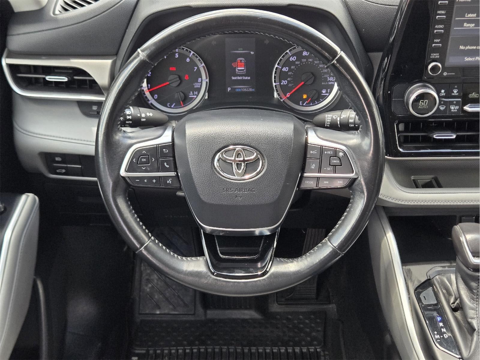 2020 Toyota Highlander LE
