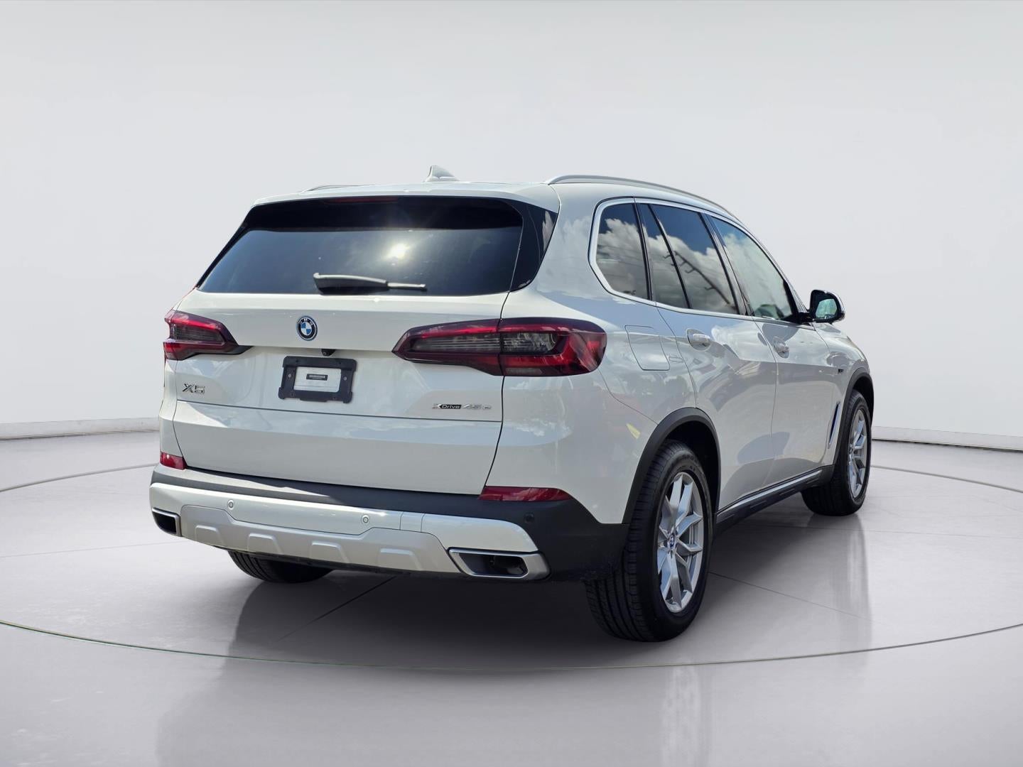 2022 BMW X5 xDrive45e