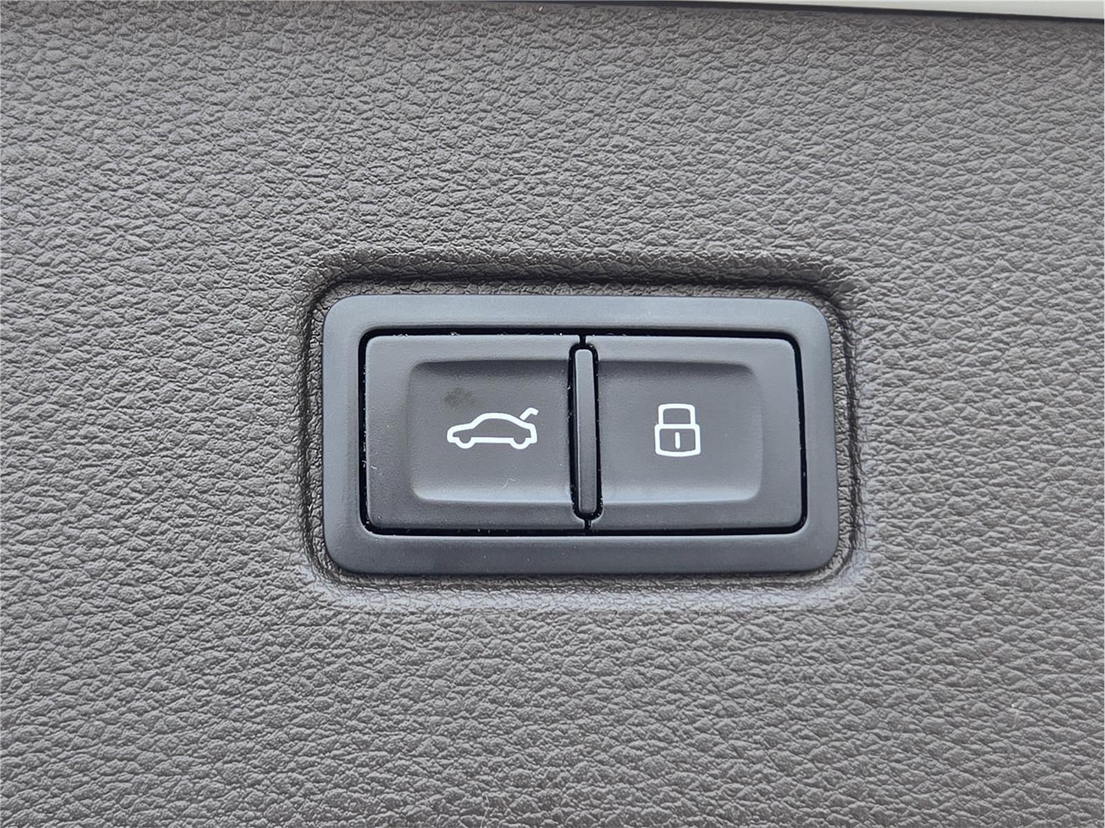 2017 Audi Q7 Prestige
