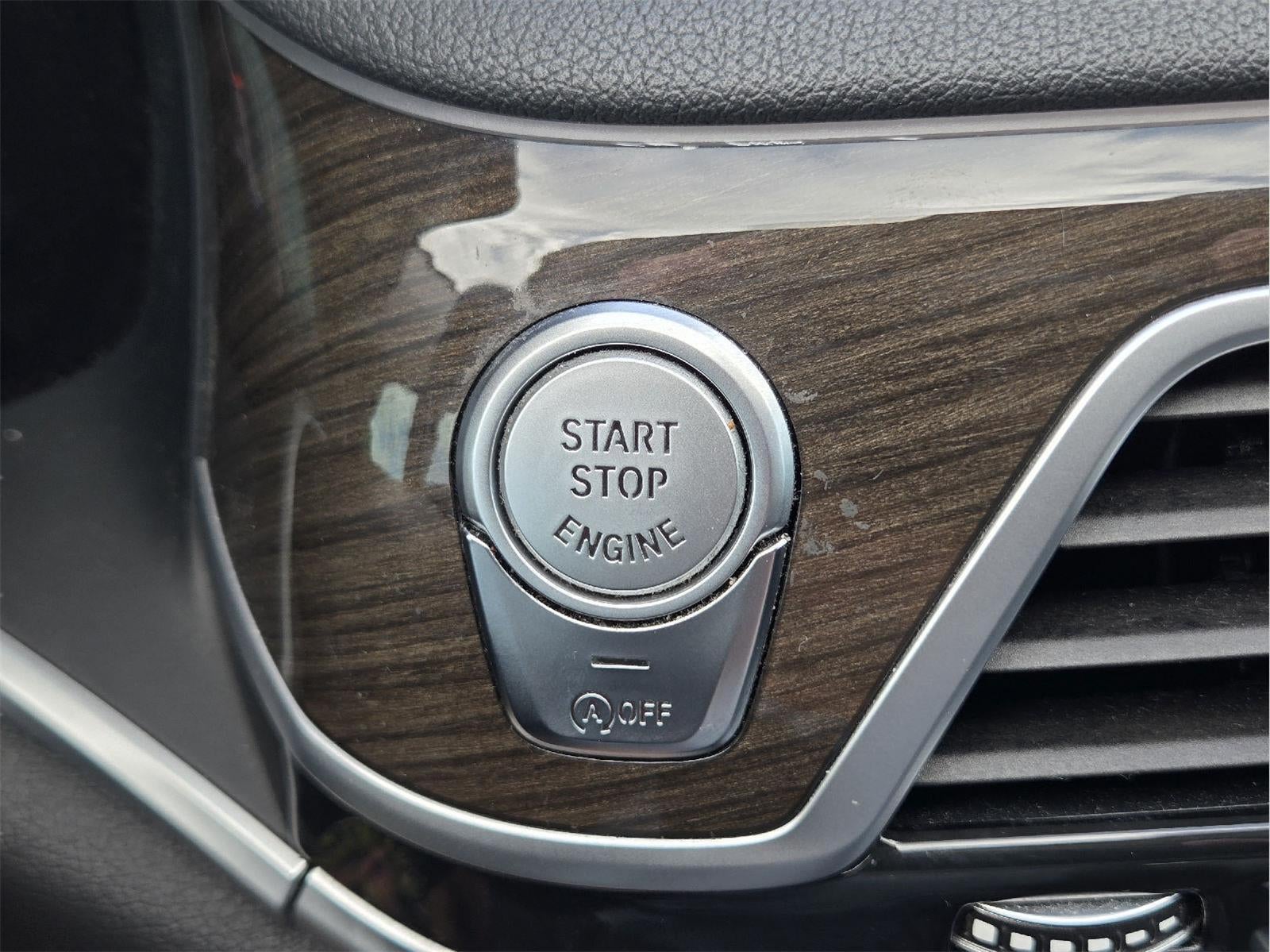 2022 BMW 7 Series 740i