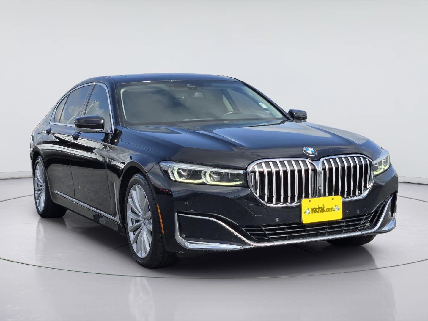 2022 BMW 7 Series 740i
