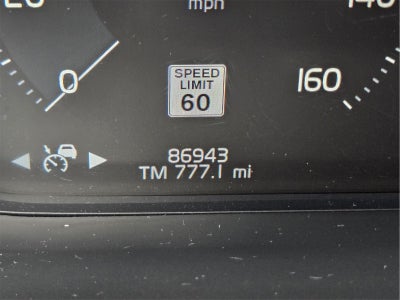 2017 Volvo XC90 Momentum