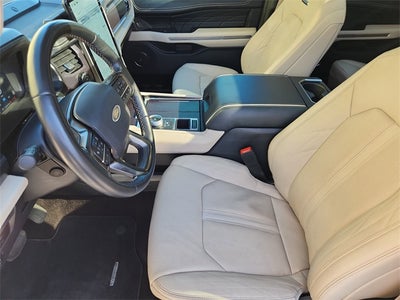 2022 Ford Expedition Platinum