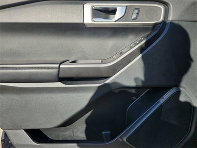 2021 Ford Explorer Base