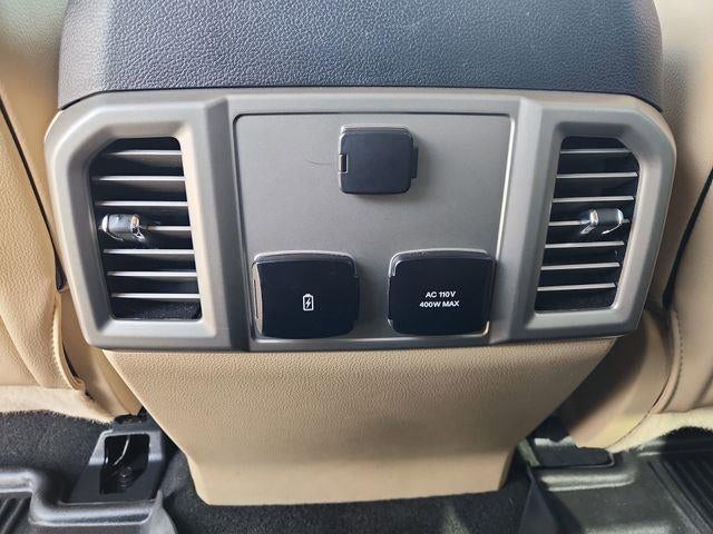 2017 Ford Super Duty F-250 Lariat