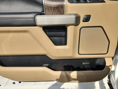 2017 Ford Super Duty F-250 Lariat