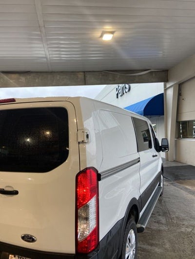 2022 Ford Transit-250 Base