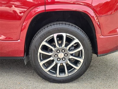 2022 GMC Acadia Denali