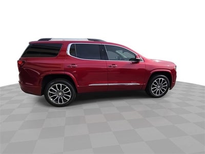 2022 GMC Acadia Denali