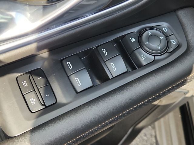 2024 GMC Yukon XL AT4