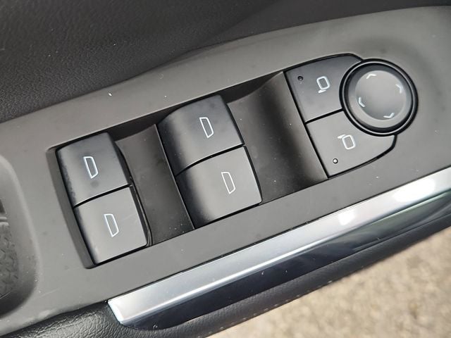 2024 Chevrolet Traverse LS