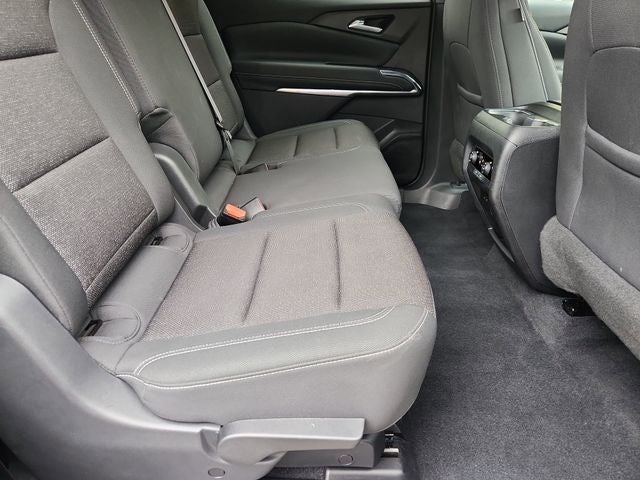 2024 Chevrolet Traverse LS