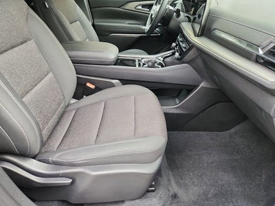 2024 Chevrolet Traverse LS