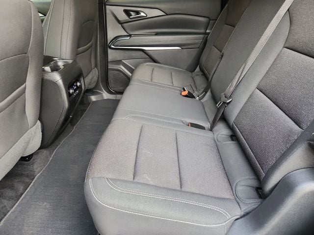 2024 Chevrolet Traverse LS