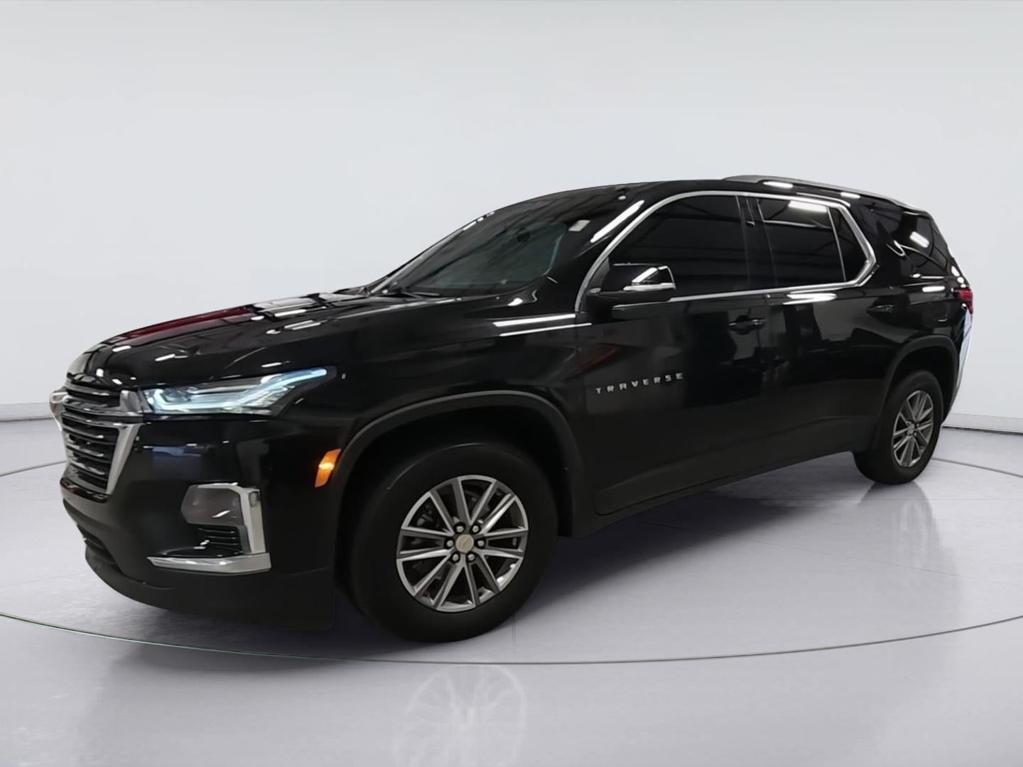 2023 Chevrolet TRAVERSE LT