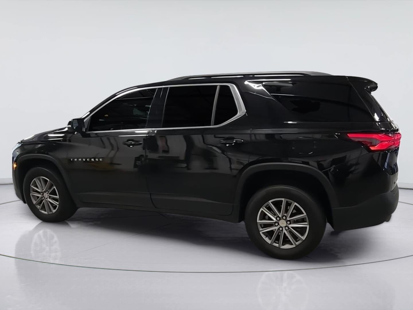 2023 Chevrolet TRAVERSE LT